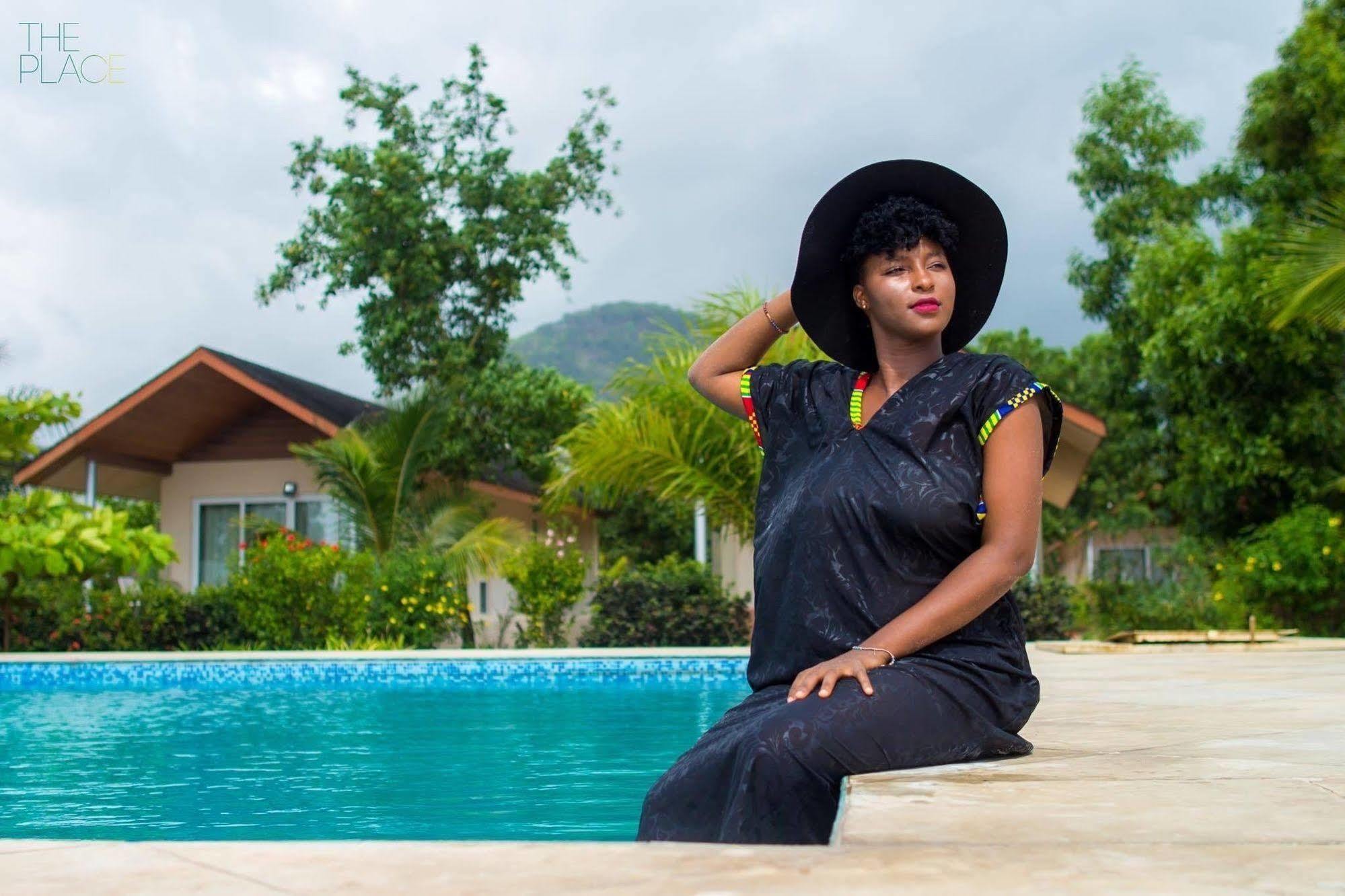 The Place Resort At Tokeh Beach Freetown Exteriér fotografie