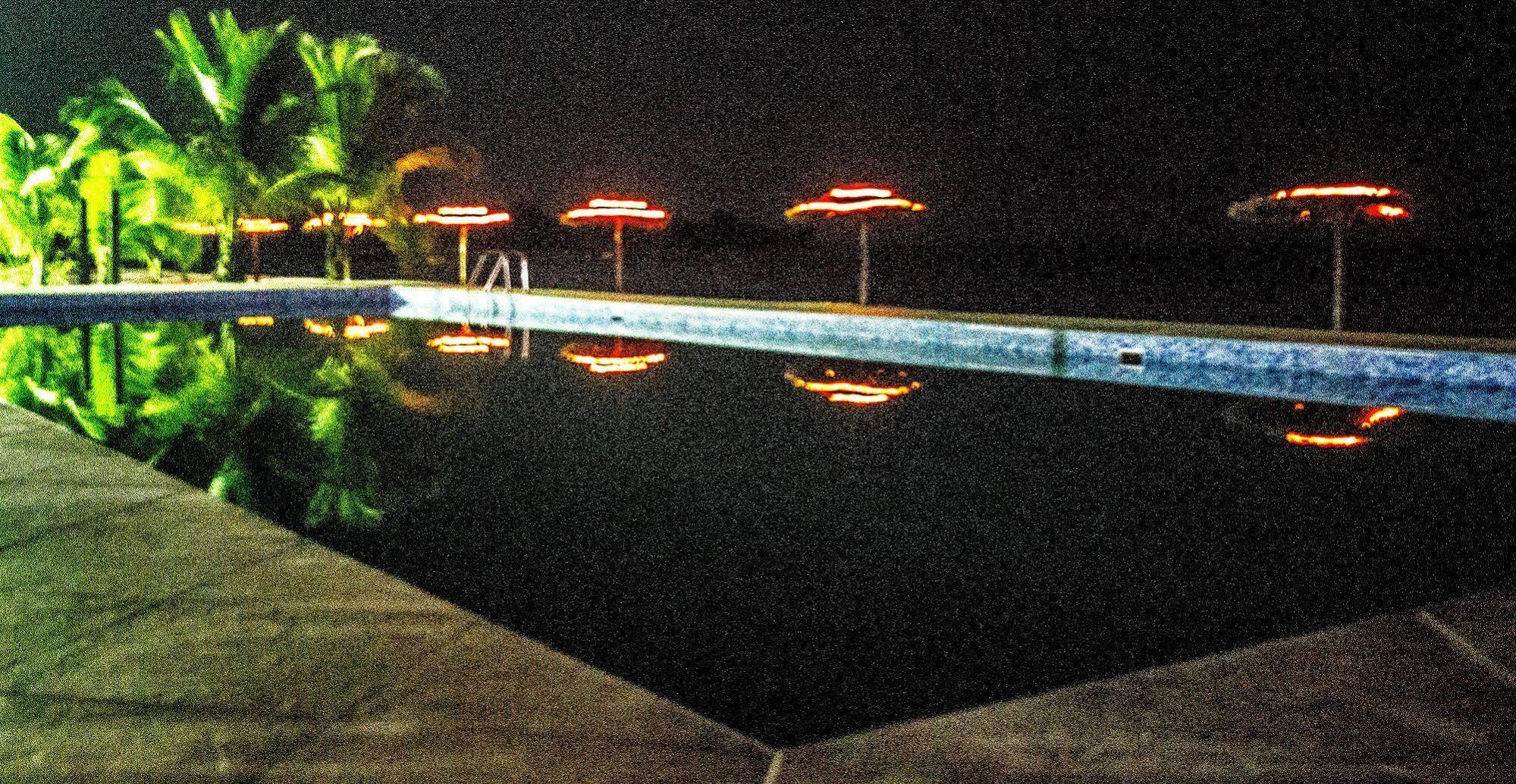 The Place Resort At Tokeh Beach Freetown Exteriér fotografie